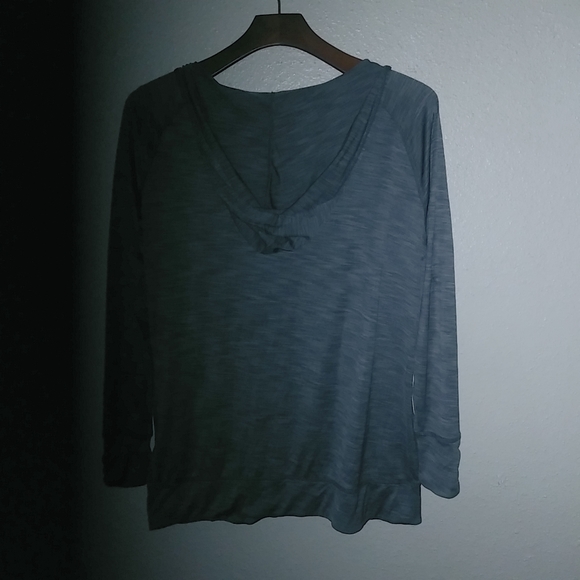 Champion L Hoodie Pullover Athletic Top in Heathered Gray Blue - Picture 7 of 7